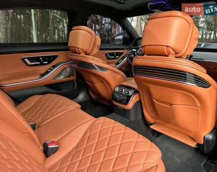 Черный Мерседес С Класс, объемом двигателя 3.98 л и пробегом 44 тыс. км за 139900 $, фото 83 на Automoto.ua