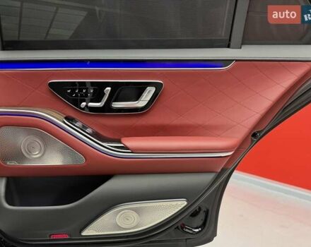 Чорний Мерседес С Клас, об'ємом двигуна 4 л та пробігом 73 тис. км за 139800 $, фото 46 на Automoto.ua