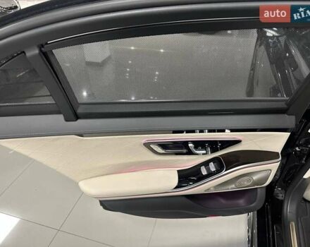 Чорний Мерседес С Клас, об'ємом двигуна 3.98 л та пробігом 68 тис. км за 132900 $, фото 13 на Automoto.ua