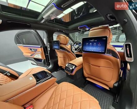 Черный Мерседес С Класс, объемом двигателя 4 л и пробегом 117 тыс. км за 113900 $, фото 53 на Automoto.ua