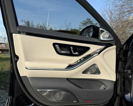 Черный Мерседес С Класс, объемом двигателя 2.93 л и пробегом 49 тыс. км за 117000 $, фото 16 на Automoto.ua