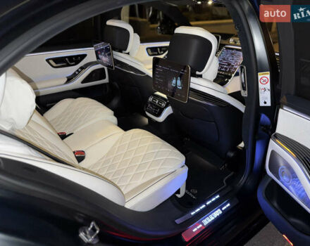 Черный Мерседес С Класс, объемом двигателя 3.98 л и пробегом 23 тыс. км за 177000 $, фото 29 на Automoto.ua