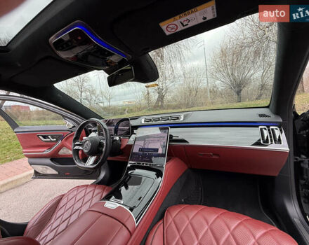 Черный Мерседес С Класс, объемом двигателя 3.98 л и пробегом 46 тыс. км за 149900 $, фото 40 на Automoto.ua