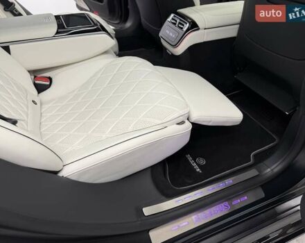 Черный Мерседес С Класс, объемом двигателя 3.98 л и пробегом 23 тыс. км за 179800 $, фото 75 на Automoto.ua