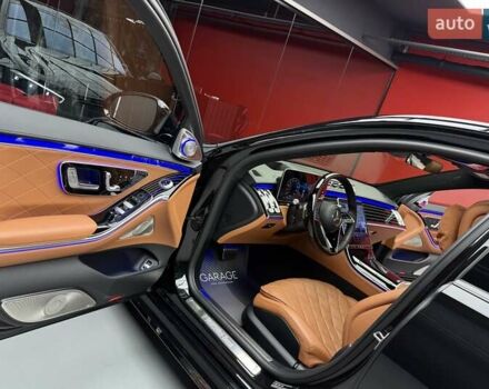 Черный Мерседес С Класс, объемом двигателя 4 л и пробегом 117 тыс. км за 113900 $, фото 24 на Automoto.ua