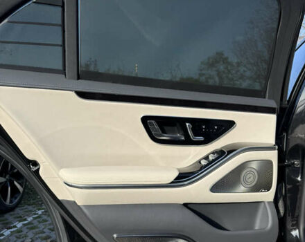 Черный Мерседес С Класс, объемом двигателя 2.93 л и пробегом 49 тыс. км за 117000 $, фото 23 на Automoto.ua