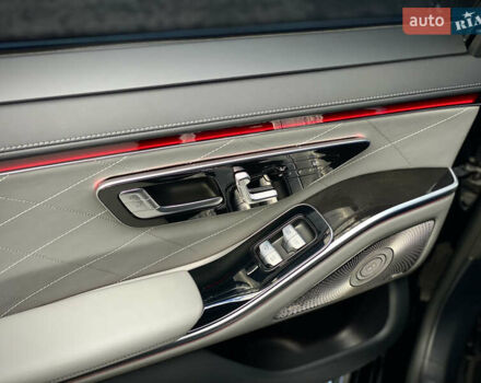 Чорний Мерседес С Клас, об'ємом двигуна 3.98 л та пробігом 64 тис. км за 104900 $, фото 22 на Automoto.ua