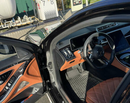 Черный Мерседес С Класс, объемом двигателя 3 л и пробегом 113 тыс. км за 108000 $, фото 4 на Automoto.ua