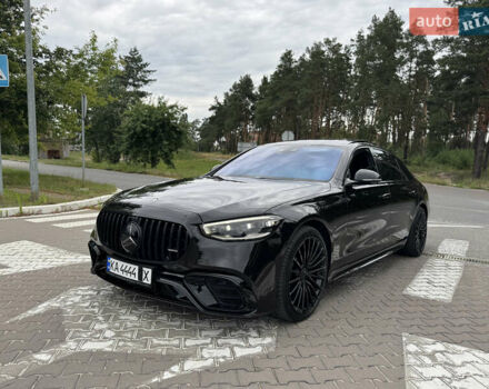 Черный Мерседес С Класс, объемом двигателя 3.98 л и пробегом 95 тыс. км за 135 $, фото 1 на Automoto.ua