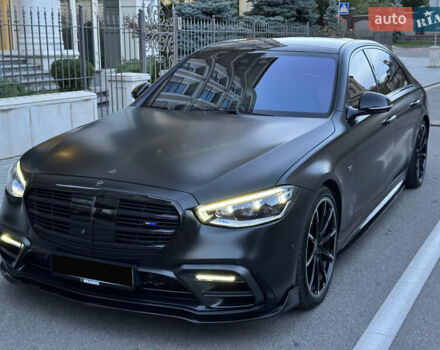 Черный Мерседес С Класс, объемом двигателя 3.98 л и пробегом 23 тыс. км за 177000 $, фото 50 на Automoto.ua