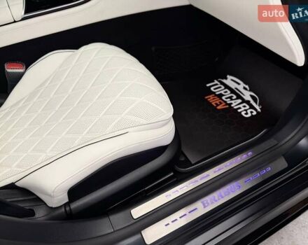 Черный Мерседес С Класс, объемом двигателя 3.98 л и пробегом 23 тыс. км за 179800 $, фото 65 на Automoto.ua