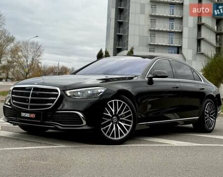 Черный Мерседес С Класс, объемом двигателя 3 л и пробегом 37 тыс. км за 120000 $, фото 4 на Automoto.ua
