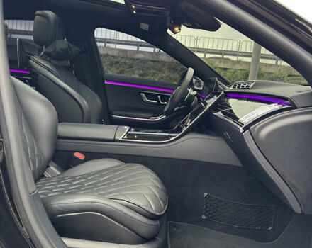 Черный Мерседес С Класс, объемом двигателя 3.98 л и пробегом 95 тыс. км за 135 $, фото 16 на Automoto.ua