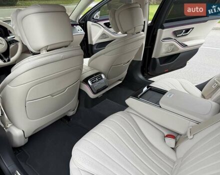 Черный Мерседес С Класс, объемом двигателя 3 л и пробегом 37 тыс. км за 120000 $, фото 52 на Automoto.ua