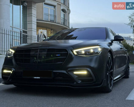 Черный Мерседес С Класс, объемом двигателя 3.98 л и пробегом 23 тыс. км за 177000 $, фото 49 на Automoto.ua