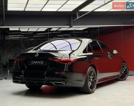 Чорний Мерседес С Клас, об'ємом двигуна 4 л та пробігом 73 тис. км за 139800 $, фото 16 на Automoto.ua