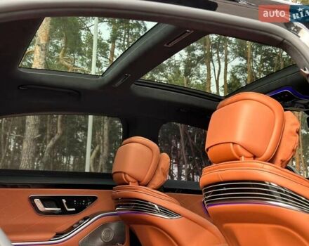 Черный Мерседес С Класс, объемом двигателя 3.98 л и пробегом 44 тыс. км за 139900 $, фото 78 на Automoto.ua