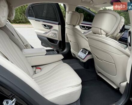 Черный Мерседес С Класс, объемом двигателя 3 л и пробегом 37 тыс. км за 120000 $, фото 41 на Automoto.ua