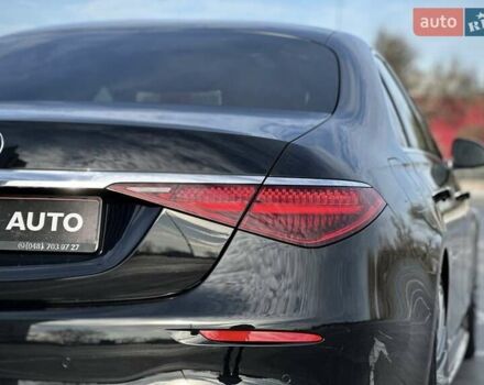 Черный Мерседес С Класс, объемом двигателя 2.93 л и пробегом 7 тыс. км за 139900 $, фото 2 на Automoto.ua
