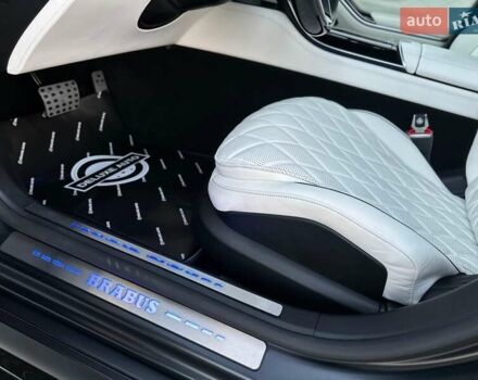 Черный Мерседес С Класс, объемом двигателя 3.98 л и пробегом 25 тыс. км за 180000 $, фото 46 на Automoto.ua