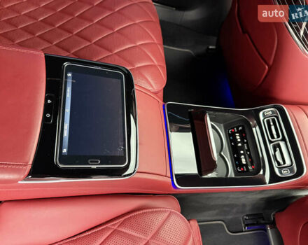 Черный Мерседес С Класс, объемом двигателя 3.98 л и пробегом 46 тыс. км за 149900 $, фото 44 на Automoto.ua