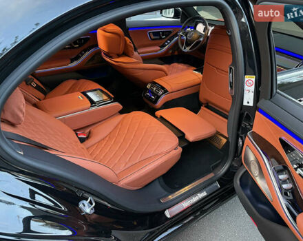 Черный Мерседес С Класс, объемом двигателя 3 л и пробегом 9 тыс. км за 145000 $, фото 72 на Automoto.ua