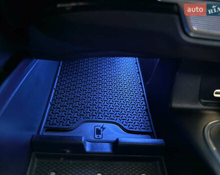 Черный Мерседес С Класс, объемом двигателя 3 л и пробегом 9 тыс. км за 145000 $, фото 94 на Automoto.ua