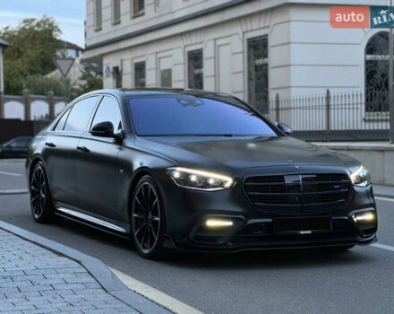 Черный Мерседес С Класс, объемом двигателя 3.98 л и пробегом 23 тыс. км за 185000 $, фото 51 на Automoto.ua