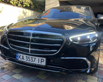 Черный Мерседес С Класс, объемом двигателя 3 л и пробегом 22 тыс. км за 119900 $, фото 1 на Automoto.ua