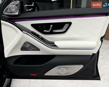 Черный Мерседес С Класс, объемом двигателя 3.98 л и пробегом 23 тыс. км за 179800 $, фото 57 на Automoto.ua