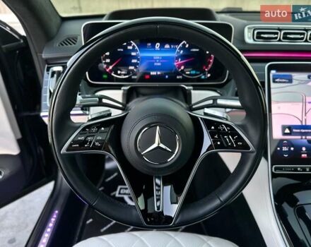 Черный Мерседес С Класс, объемом двигателя 3.98 л и пробегом 25 тыс. км за 180000 $, фото 97 на Automoto.ua