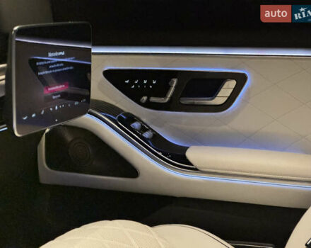 Черный Мерседес С Класс, объемом двигателя 3.98 л и пробегом 23 тыс. км за 185000 $, фото 42 на Automoto.ua