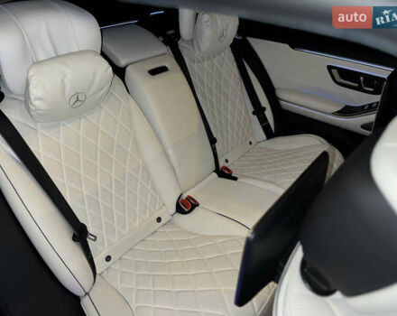 Черный Мерседес С Класс, объемом двигателя 3.98 л и пробегом 23 тыс. км за 177000 $, фото 31 на Automoto.ua