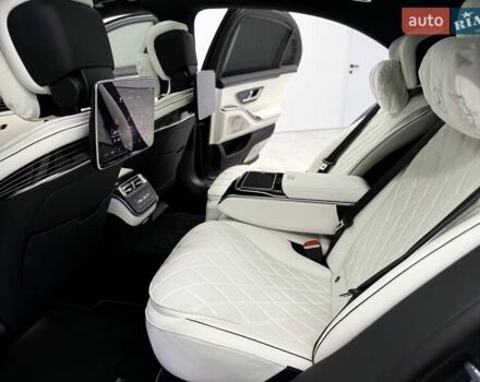 Черный Мерседес С Класс, объемом двигателя 3.98 л и пробегом 23 тыс. км за 179800 $, фото 40 на Automoto.ua