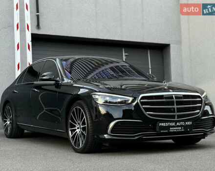 Черный Мерседес С Класс, объемом двигателя 3 л и пробегом 9 тыс. км за 145000 $, фото 11 на Automoto.ua