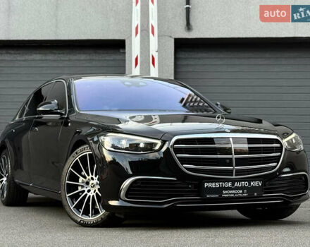 Черный Мерседес С Класс, объемом двигателя 3 л и пробегом 9 тыс. км за 145000 $, фото 2 на Automoto.ua