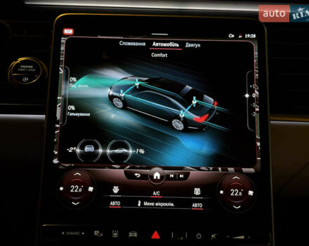 Черный Мерседес С Класс, объемом двигателя 3.98 л и пробегом 23 тыс. км за 185000 $, фото 91 на Automoto.ua