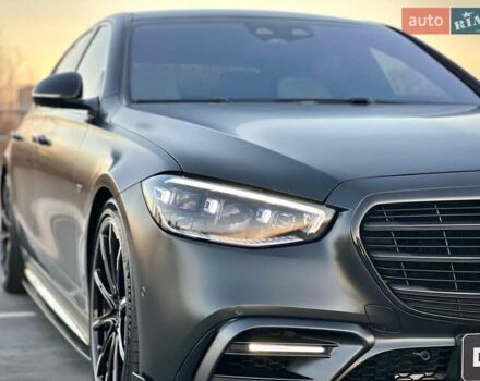 Черный Мерседес С Класс, объемом двигателя 3.98 л и пробегом 25 тыс. км за 180000 $, фото 6 на Automoto.ua