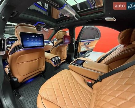 Черный Мерседес С Класс, объемом двигателя 4 л и пробегом 117 тыс. км за 113900 $, фото 44 на Automoto.ua