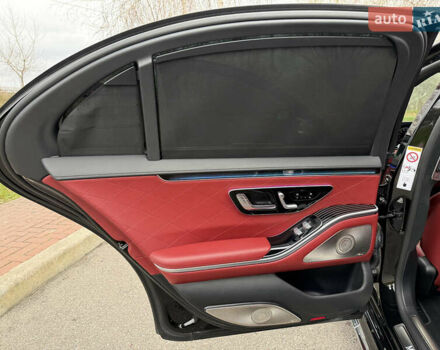 Черный Мерседес С Класс, объемом двигателя 3.98 л и пробегом 46 тыс. км за 149900 $, фото 60 на Automoto.ua