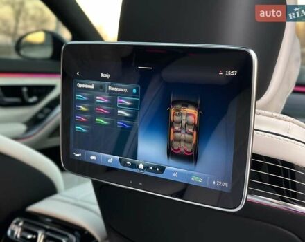 Черный Мерседес С Класс, объемом двигателя 3.98 л и пробегом 25 тыс. км за 180000 $, фото 80 на Automoto.ua