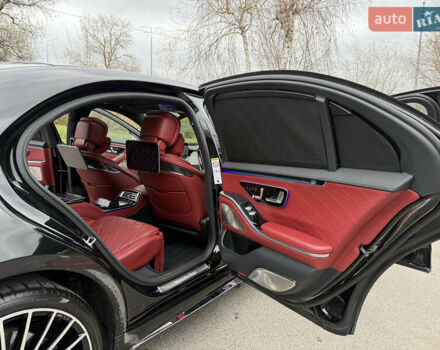 Черный Мерседес С Класс, объемом двигателя 3.98 л и пробегом 46 тыс. км за 149900 $, фото 54 на Automoto.ua