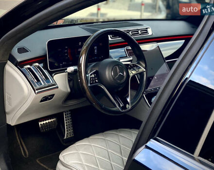 Чорний Мерседес С Клас, об'ємом двигуна 3.98 л та пробігом 64 тис. км за 104900 $, фото 14 на Automoto.ua