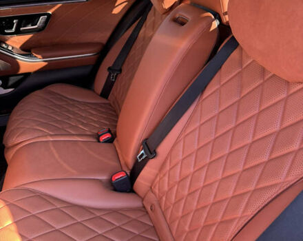 Черный Мерседес С Класс, объемом двигателя 3 л и пробегом 113 тыс. км за 108000 $, фото 5 на Automoto.ua