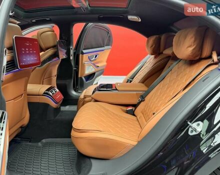 Черный Мерседес С Класс, объемом двигателя 4 л и пробегом 117 тыс. км за 113900 $, фото 40 на Automoto.ua