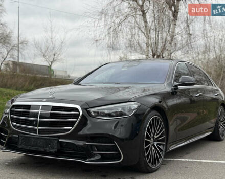 Черный Мерседес С Класс, объемом двигателя 3.98 л и пробегом 46 тыс. км за 149900 $, фото 2 на Automoto.ua