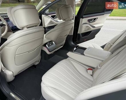 Черный Мерседес С Класс, объемом двигателя 3 л и пробегом 37 тыс. км за 120000 $, фото 51 на Automoto.ua