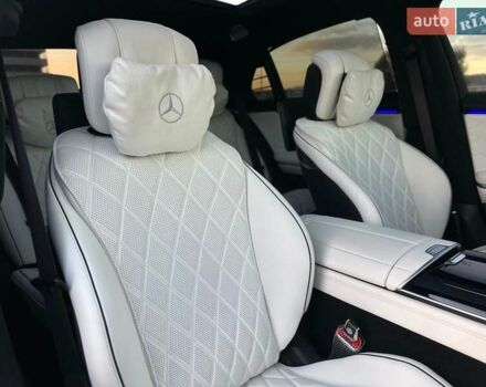 Черный Мерседес С Класс, объемом двигателя 3.98 л и пробегом 25 тыс. км за 180000 $, фото 59 на Automoto.ua