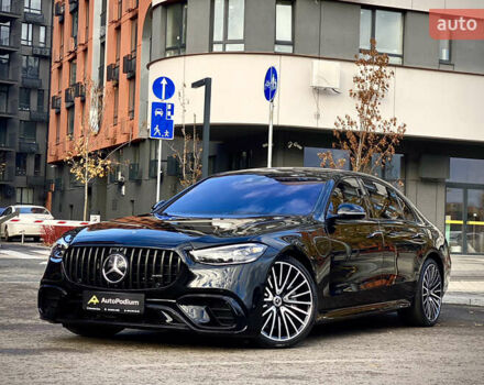 Чорний Мерседес С Клас, об'ємом двигуна 3.98 л та пробігом 62 тис. км за 97990 $, фото 2 на Automoto.ua