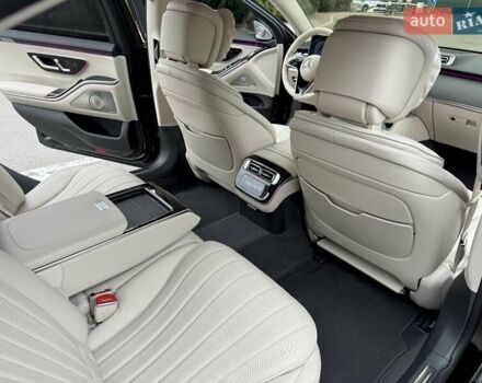 Черный Мерседес С Класс, объемом двигателя 3 л и пробегом 37 тыс. км за 120000 $, фото 43 на Automoto.ua